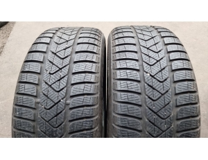 Zimní pneu 215/55/17 Pirelli 