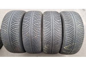 Zimní pneu 235/55 R17 Michelin 