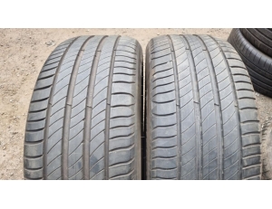  Letní pneu 235/45/18 Michelin  