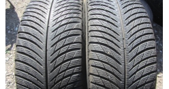 Zimní pneu 235/45/18 Michelin  