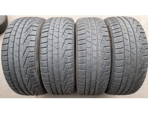 Zimní pneu 235/55/18 Pirelli 