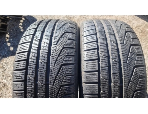 Zimní pneu 245/40/18 Pirelli  