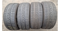 Zimní pneu 255/45/19 Pirelli 